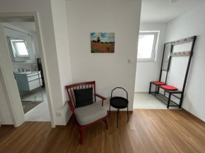 Moderne Einliegerwohnung am Park